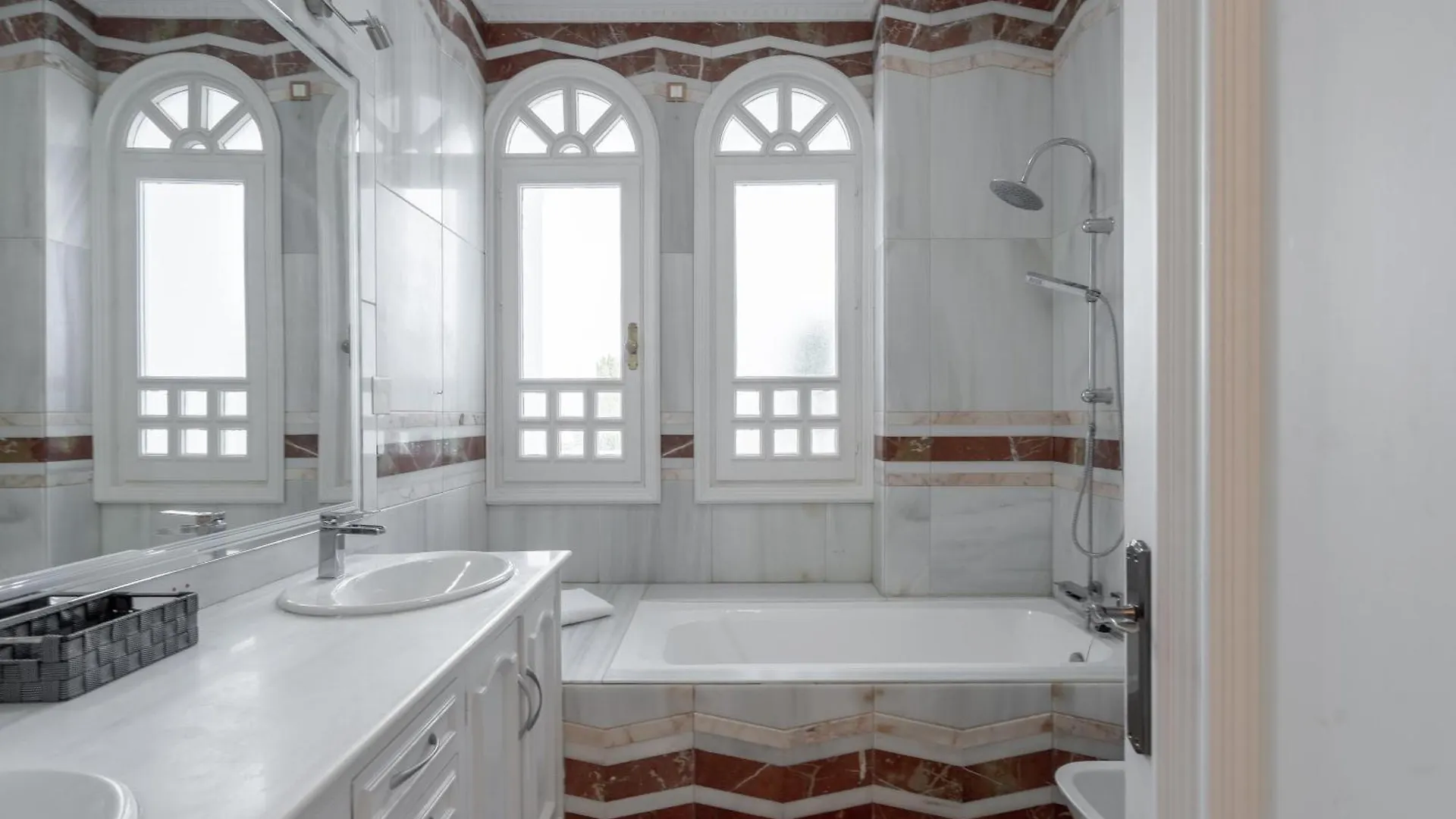 Palacio Suites ماربيا 0*,
