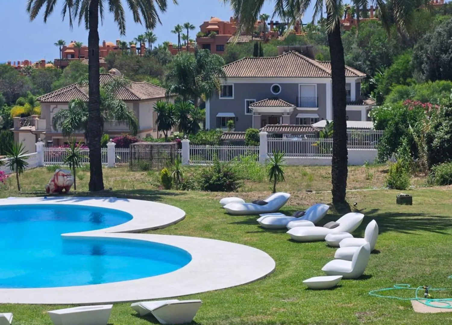 بيت ضيافة Palacio Suites ماربيا