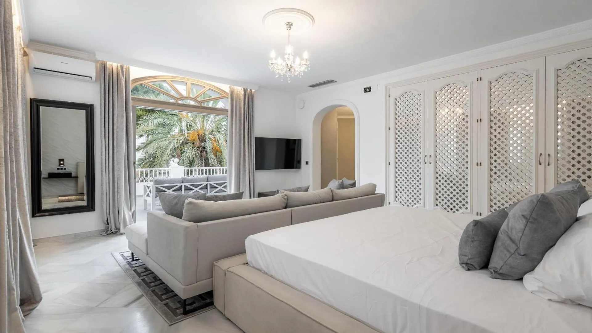 게스트하우스 Palacio Suites 마르베야