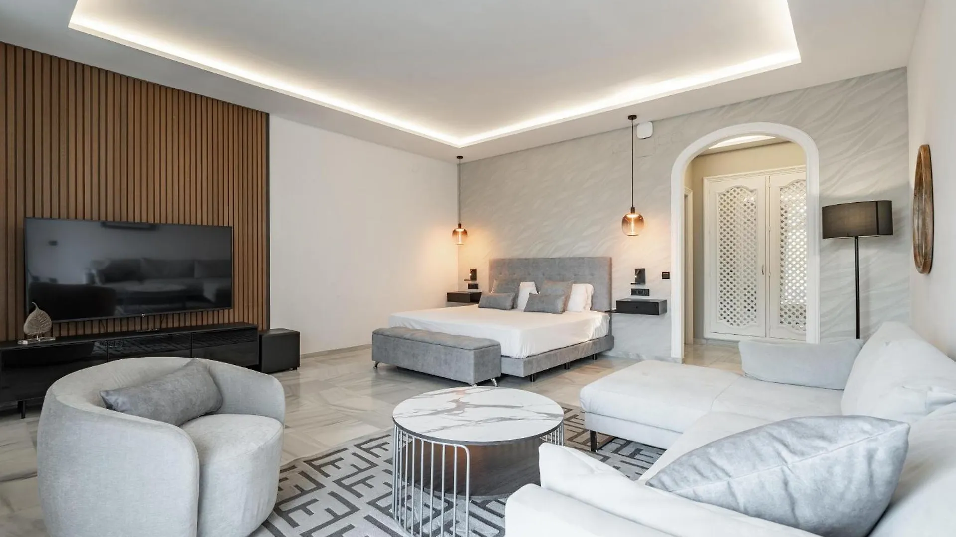 게스트하우스 Palacio Suites 마르베야